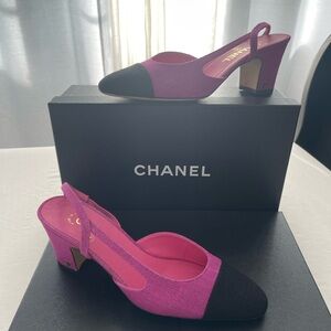 Authentic Chanel Pink Tweed & Black Slingback Pumps